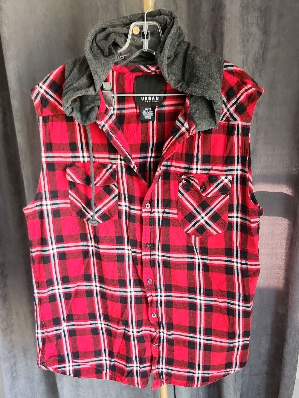 Urban Outfitters Red Black Plaid Button-Up Sleeveless Shirt